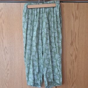 NorthStyle Olive Green Leaf-Print Pants